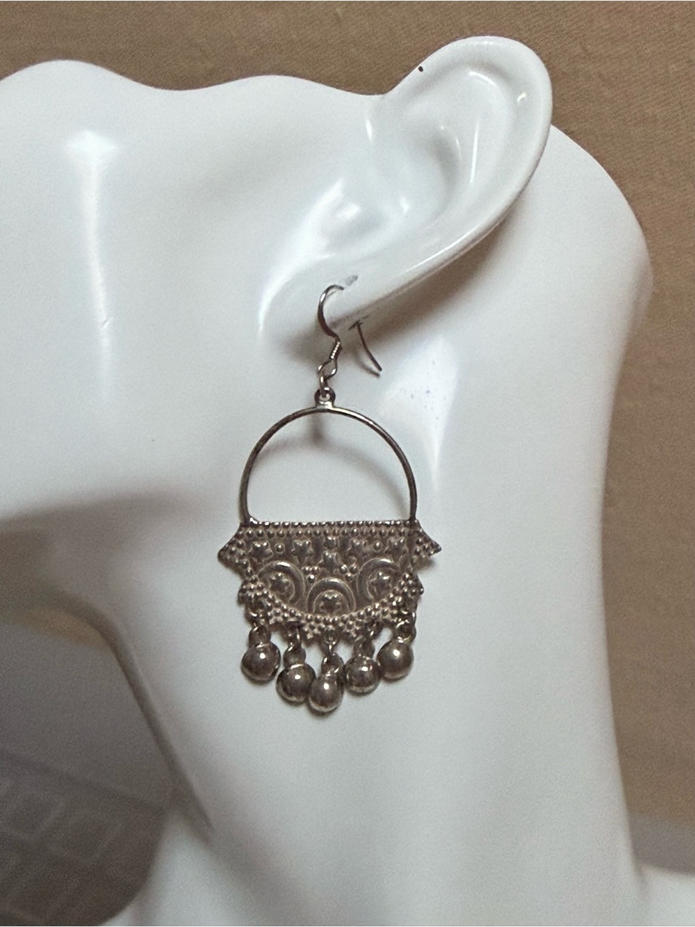 Silver dangling earrings